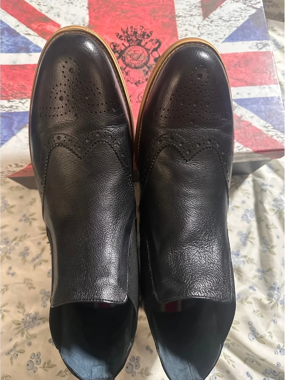 English Laundry Harrison Black Leather Chelsea Boots Size 10